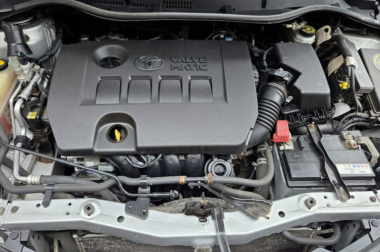 Toyota Auris 1.6 132 KM + GAZ , PREMIUM, + pakiety , Salon PL, Serwis ASO, stan bdb zdjęcie 33