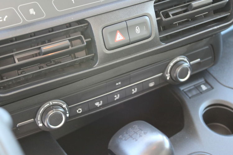 Toyota ProAce City Salon Polska Long Gwarancja D4D Active zdjęcie 20