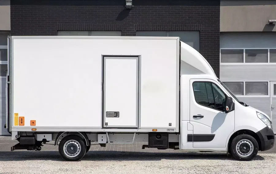 Renault Master 130KM 2.3 KONTENER 8palet + WINDA zdjęcie 
