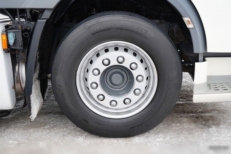 DAF XF 460 / SUPER SPACE CAB / MEGA / EURO 6 / LOW DECK zdjęcie 19