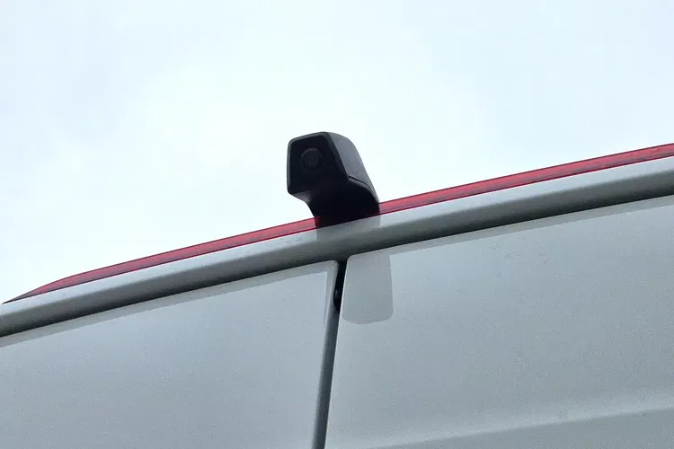 Volkswagen Crafter L4H2 119900zł NETTO Brygadówka 7 osób 2.0TDi/140KM zdjęcie 15