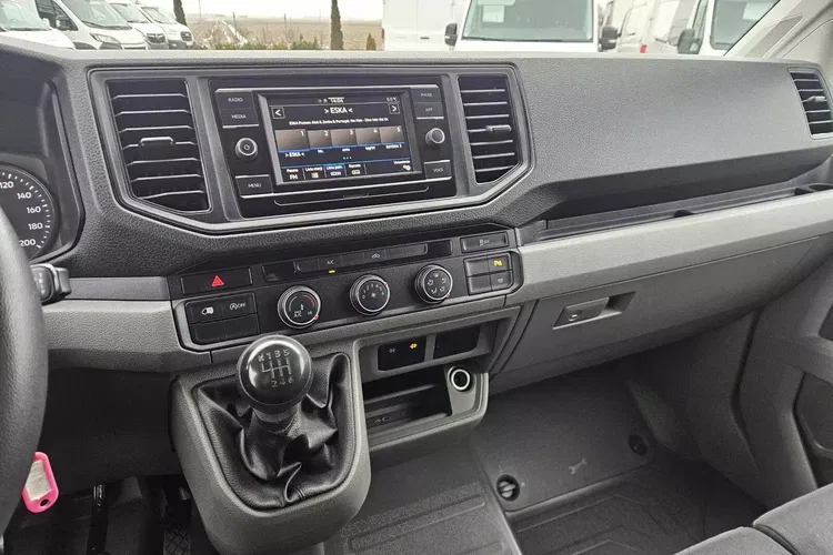 Volkswagen Crafter L4H2 119900zł NETTO Brygadówka 7 osób 2.0TDi/140KM zdjęcie 26