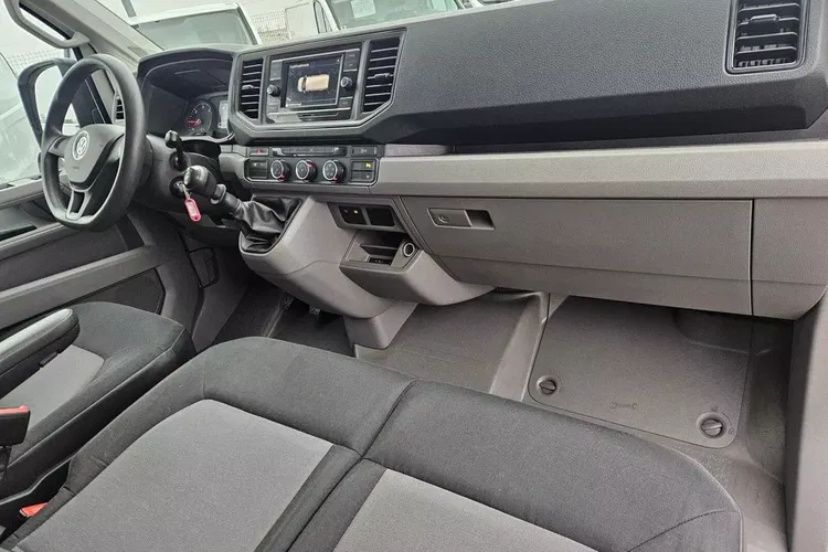 Volkswagen Crafter L4H2 119900zł NETTO Brygadówka 7 osób 2.0TDi/140KM zdjęcie 33