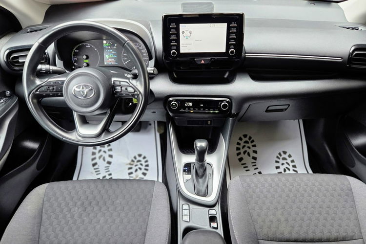 Toyota Yaris 1.5 Hybrid 116 KM COMPORT, Salon PL, I WŁ, Serwis ASO, bezwypadkowy f.vat zdjęcie 11