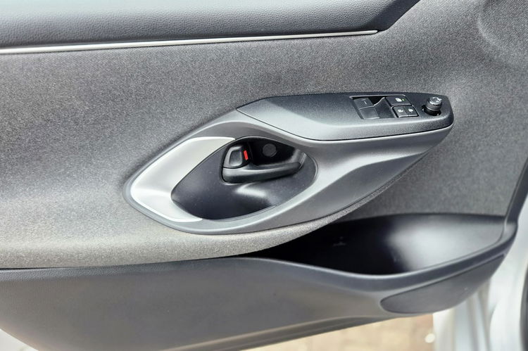 Toyota Yaris 1.5 Hybrid 116 KM COMPORT, Salon PL, I WŁ, Serwis ASO, bezwypadkowy f.vat zdjęcie 30