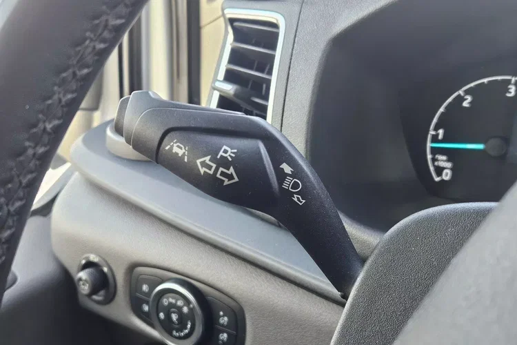 Ford transit L3H2 89999zł NETTO Brygadówka 6 osób 2.0TdCi/131KM zdjęcie 24