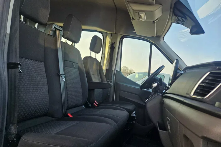 Ford transit L3H2 89999zł NETTO Brygadówka 6 osób 2.0TdCi/131KM zdjęcie 37