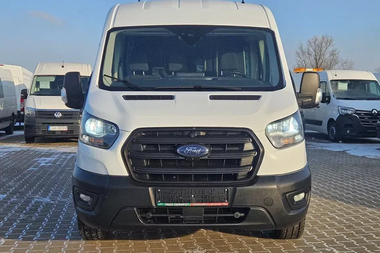 Ford transit L3H2 89999zł NETTO Brygadówka 6 osób 2.0TdCi/131KM zdjęcie 4