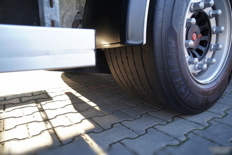 Wecon / PRZYCZEPA - 7.7 M / TANDEM / PRZEJAZDOWA / ZAWIESIE DOKI DO WÓZKA / SAF / 2023 ROK zdjęcie 23