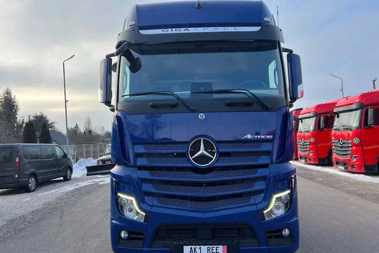 Mercedes ACTROS MP5 zdjęcie 3