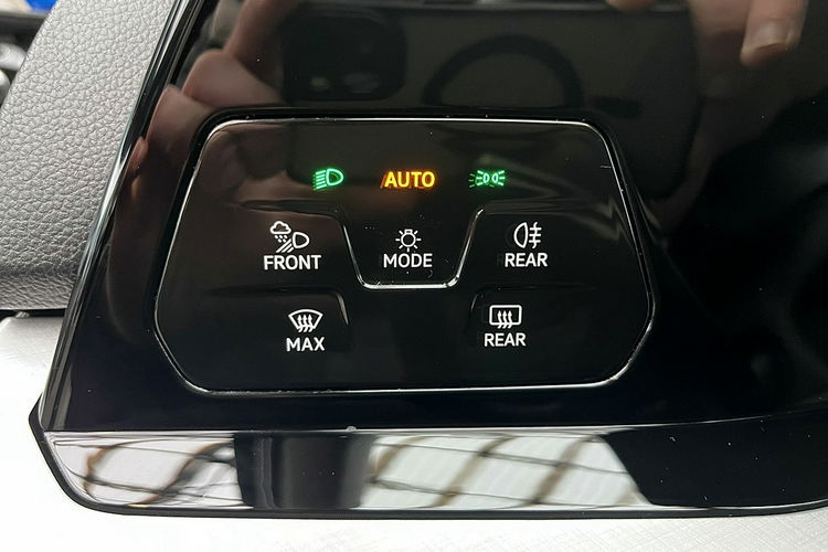 Volkswagen Golf 1, 5 AUTOMAT+ACC+Led+Navi+Kamera GWARANCJA I-wł Krajowy BEZWYPAD F23% 4x2 zdjęcie 14