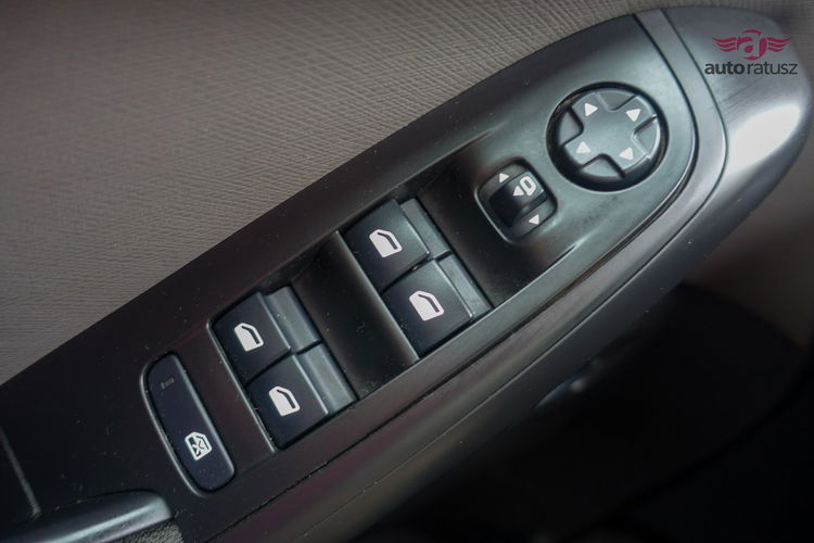 Citroen C4 SpaceTourer Fv 23% 7 osób Pełny serwis nowy rozrząd 8mm Bezwypadkowy Gwarancja zdjęcie 19