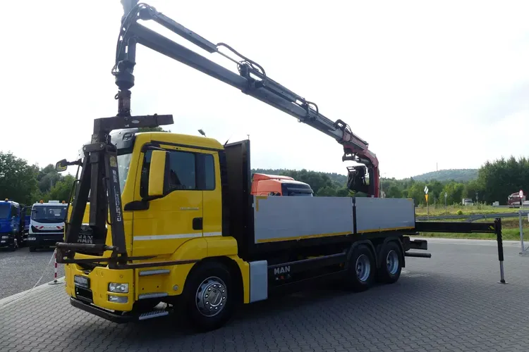 TGS 26.360 / 6x4 / / MANUAL / PALFINGER PK 16001 / zdjęcie 3