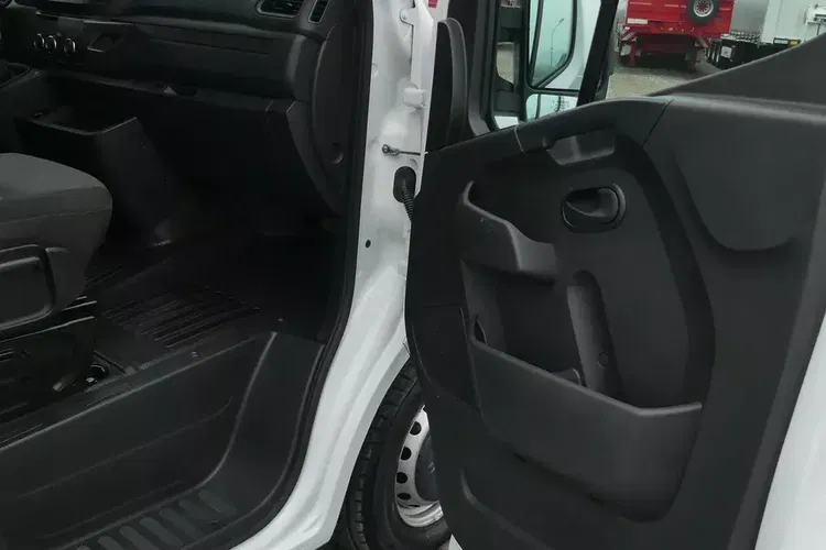 Renault MASTER / PODNOŚNIK KOSZOWY / ZWYŻKA 12M / zdjęcie 31