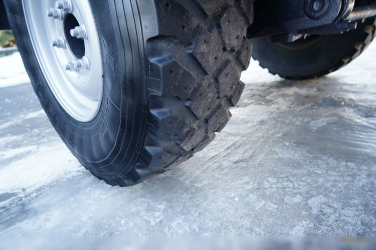 Mercedes UNIMOG  U300 / 4X4 / WYWROTKA 3 STRONNA / PŁUG / KOMUNALNY / HYDROZŁĄCZA / EPS + SPRZĘGŁO  zdjęcie 25