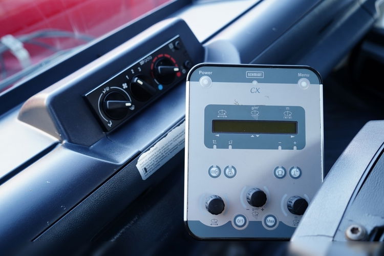 Mercedes UNIMOG  U300 / 4X4 / WYWROTKA 3 STRONNA / PŁUG / KOMUNALNY / HYDROZŁĄCZA / EPS + SPRZĘGŁO  zdjęcie 32