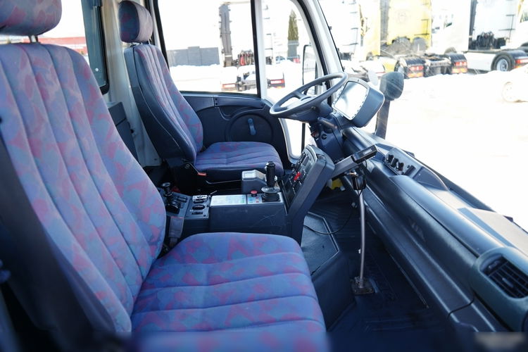Mercedes UNIMOG  U300 / 4X4 / WYWROTKA 3 STRONNA / PŁUG / KOMUNALNY / HYDROZŁĄCZA / EPS + SPRZĘGŁO  zdjęcie 40