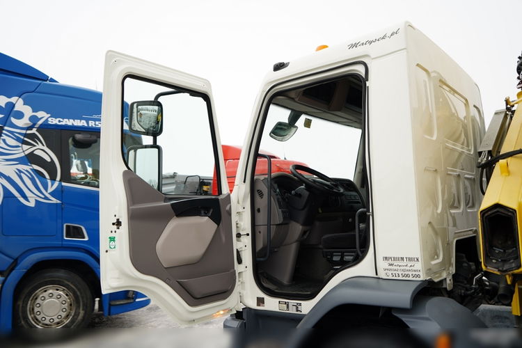 DAF LF 250 / 4X2 / SKRZYNIOWY - 7.30 + HDS HYVA HB 150XE3 / STEROWANIE RADIOWE / ROTATOR / MAX UDŹWIG: 5200 KG / EURO 6  zdjęcie 34