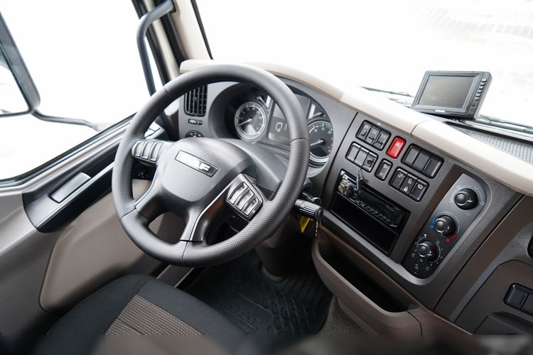 DAF LF 250 / 4X2 / SKRZYNIOWY - 7.30 + HDS HYVA HB 150XE3 / STEROWANIE RADIOWE / ROTATOR / MAX UDŹWIG: 5200 KG / EURO 6  zdjęcie 40