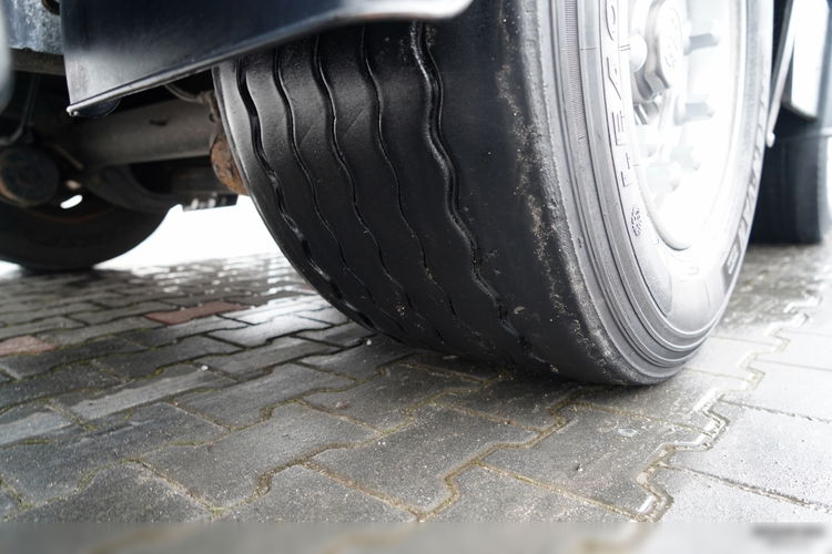 Volvo FH 460 / ZESTAW TANDEM / 120 M3 / PRZEJAZDOWY / I-SAVE / KLIMATYZACJA POSTOJOWA / OŚ PODNOSZONA / OŚ SKRĘTNA / PLANDEKA ZBROJONA  zdjęcie 44