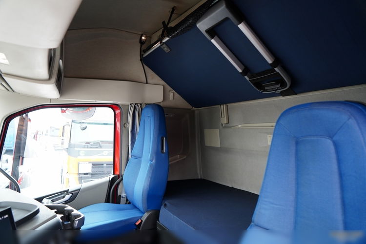 Volvo FH 460 / ZESTAW TANDEM / 120 M3 / PRZEJAZDOWY / I-SAVE / KLIMATYZACJA POSTOJOWA / OŚ PODNOSZONA / OŚ SKRĘTNA / PLANDEKA ZBROJONA  zdjęcie 51