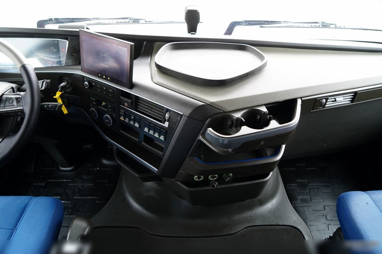 Volvo FH 460 / ZESTAW TANDEM / 120 M3 / PRZEJAZDOWY / I-SAVE / KLIMATYZACJA POSTOJOWA / OŚ PODNOSZONA / OŚ SKRĘTNA / PLANDEKA ZBROJONA  zdjęcie 57