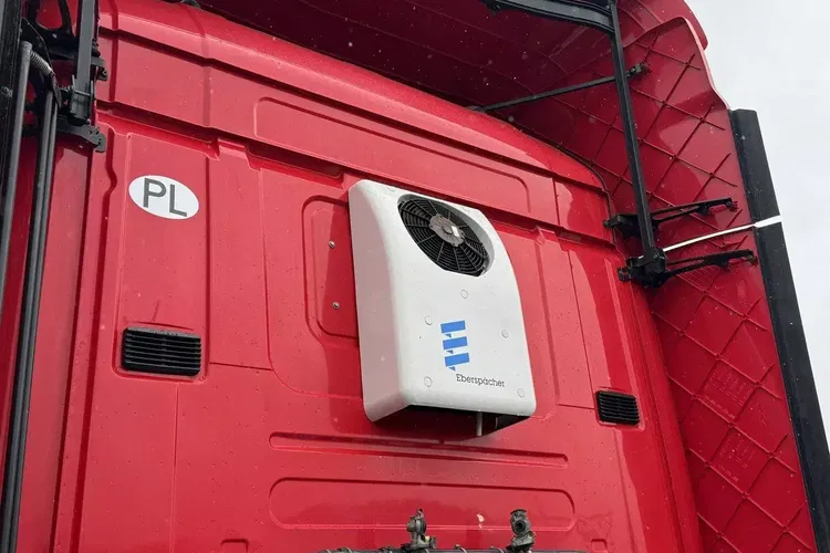 Scania R410 E6 4x2 Retarder Klima Postojowa Low deck / Mega zdjęcie 19