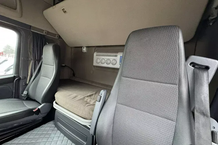 Scania R410 E6 4x2 Retarder Klima Postojowa Low deck / Mega zdjęcie 28