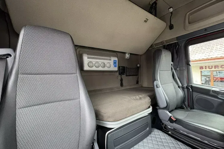 Scania R410 E6 4x2 Retarder Klima Postojowa Low deck / Mega zdjęcie 32