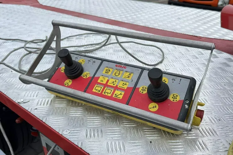 Nissan Cabstar zdjęcie 11