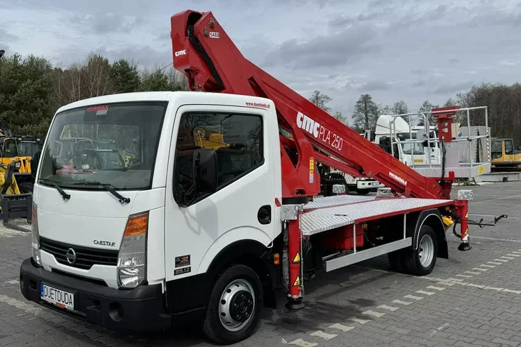 Nissan Cabstar zdjęcie 12