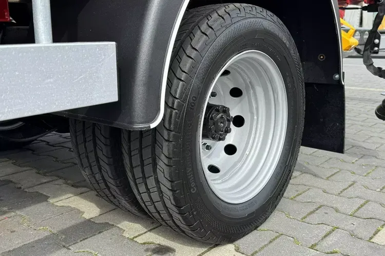 Nissan Cabstar zdjęcie 15