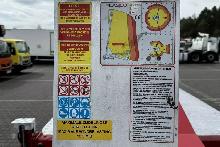 Nissan Cabstar zdjęcie 21