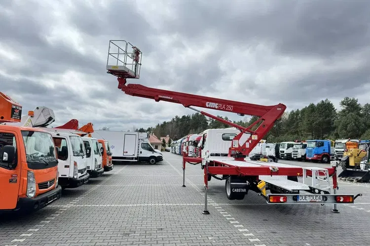 Nissan Cabstar zdjęcie 24