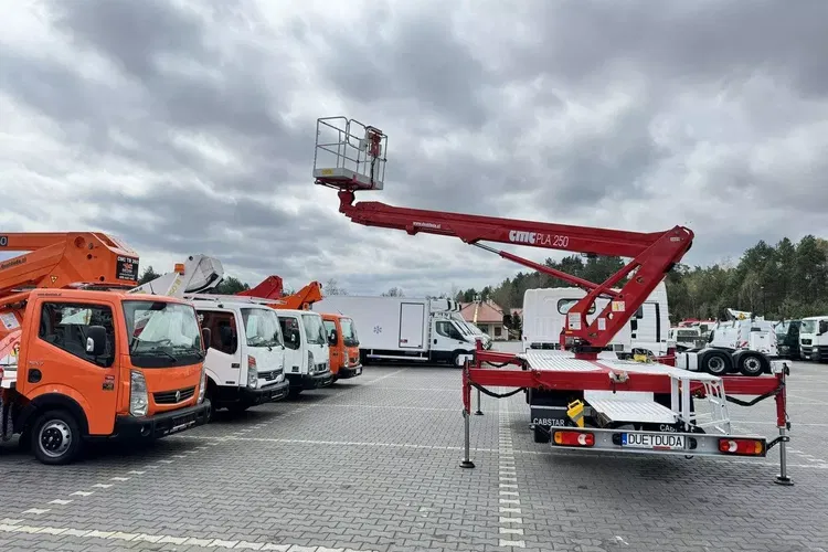 Nissan Cabstar zdjęcie 26