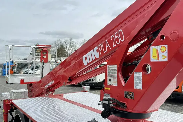 Nissan Cabstar zdjęcie 7