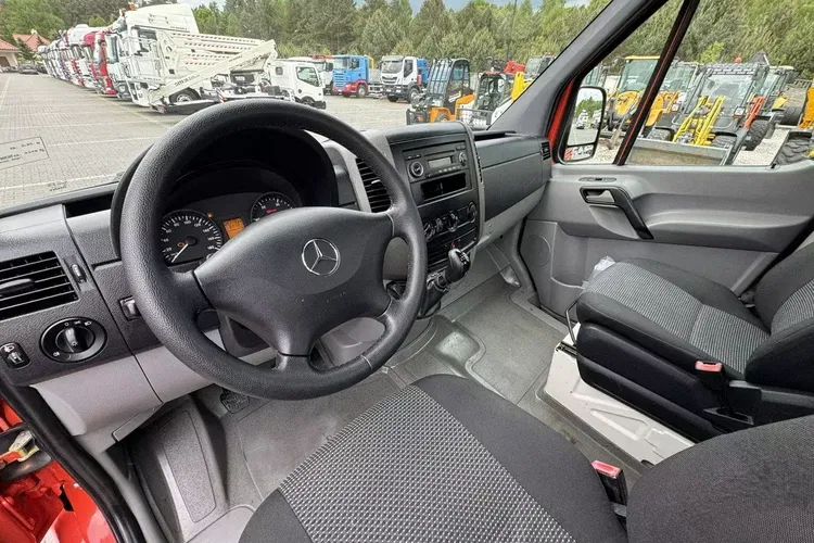 Mercedes Sprinter zdjęcie 20