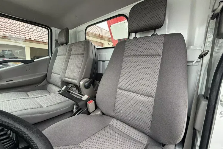 Nissan Cabstar zdjęcie 16