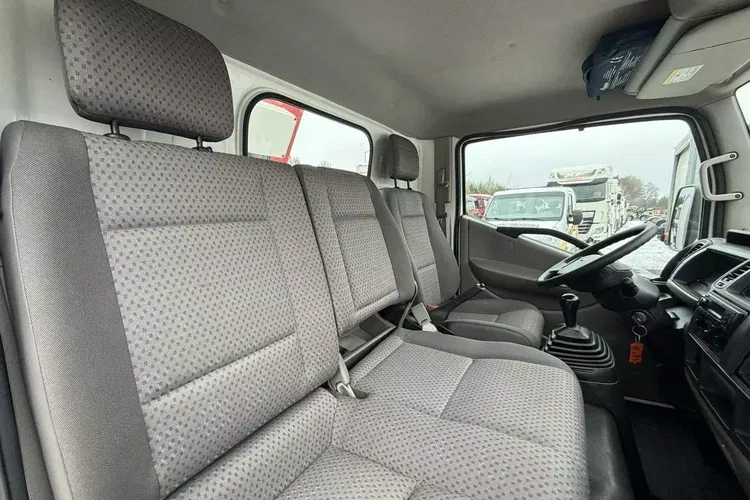 Nissan Cabstar zdjęcie 19