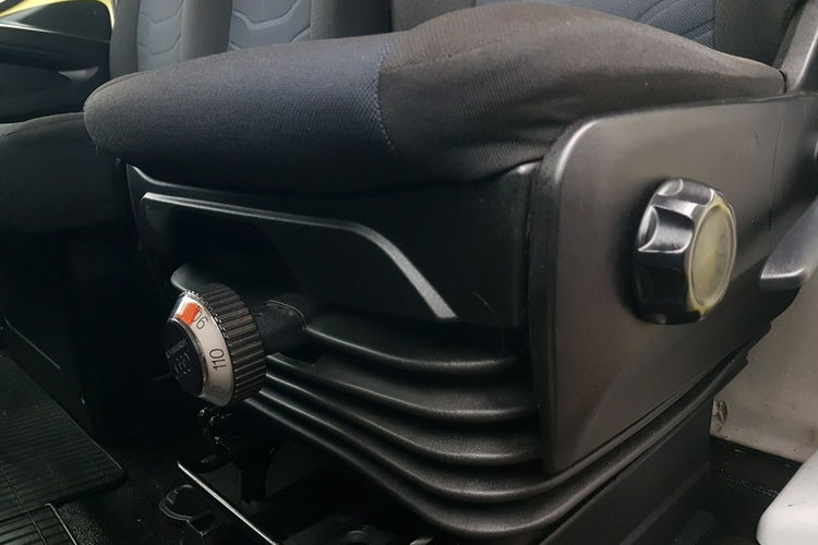 Iveco Daily 8EP KONTENER 4.15x2.22x2.21 KLIMA KRAJOWY 35S12 zdjęcie 17