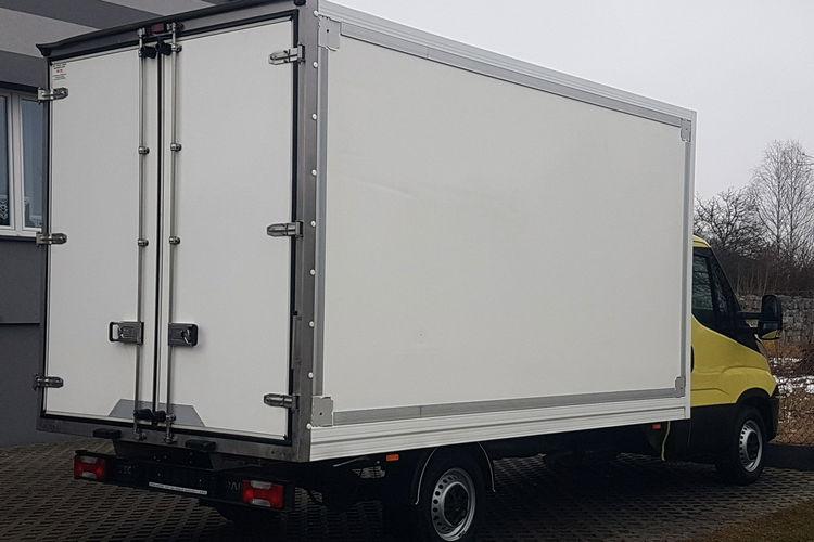 Iveco Daily 8EP KONTENER 4.15x2.22x2.21 KLIMA KRAJOWY 35S12 zdjęcie 4