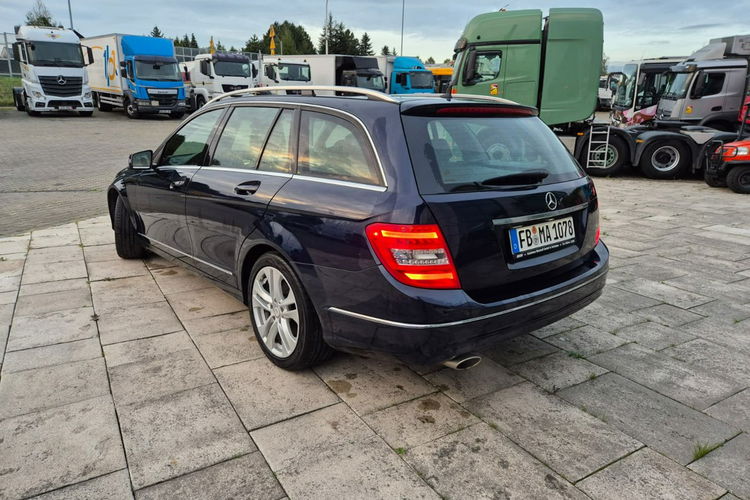 C 200 Mercedes-Benz Klasa C 200 CGI Automatik BlueEFFICIENCY Avantgarde zdjęcie 11