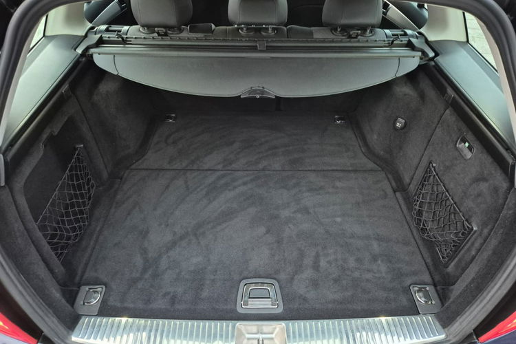 C 200 Mercedes-Benz Klasa C 200 CGI Automatik BlueEFFICIENCY Avantgarde zdjęcie 28