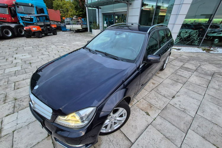 C 200 Mercedes-Benz Klasa C 200 CGI Automatik BlueEFFICIENCY Avantgarde zdjęcie 33