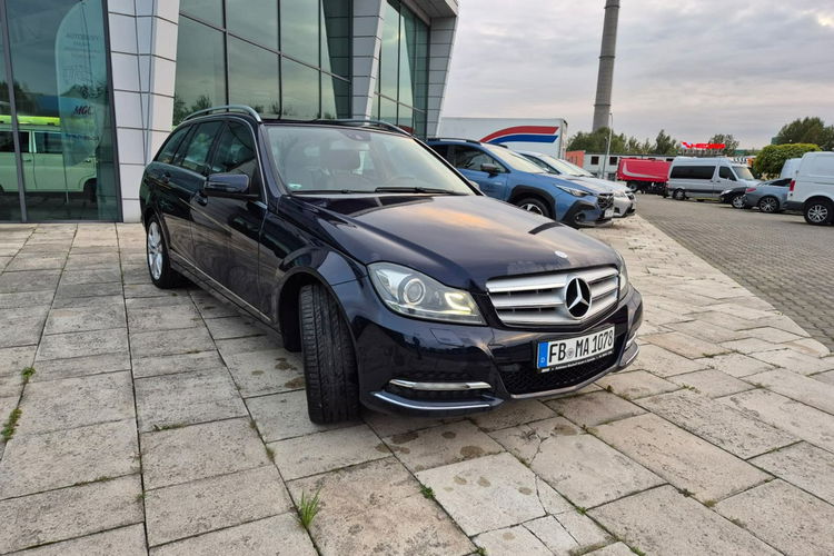 C 200 Mercedes-Benz Klasa C 200 CGI Automatik BlueEFFICIENCY Avantgarde zdjęcie 5