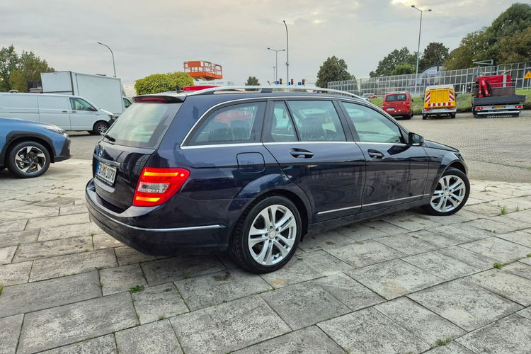 C 200 Mercedes-Benz Klasa C 200 CGI Automatik BlueEFFICIENCY Avantgarde zdjęcie 8
