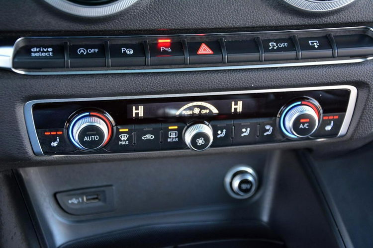 A3 FullLed 2xS-Line Virtual Radar Acc Panorama Navi Skóry Alu19 ASOAudi zdjęcie 32