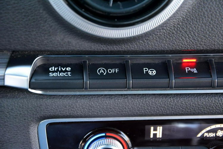 A3 FullLed 2xS-Line Virtual Radar Acc Panorama Navi Skóry Alu19 ASOAudi zdjęcie 33