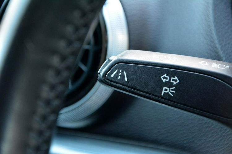 A3 FullLed 2xS-Line Virtual Radar Acc Panorama Navi Skóry Alu19 ASOAudi zdjęcie 36