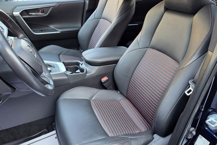 Toyota RAV-4 2, 5 Plug - In Hybrid 306 KM , SELECTION 4X4, Gwarancja fabryczna 11.2026 zdjęcie 12